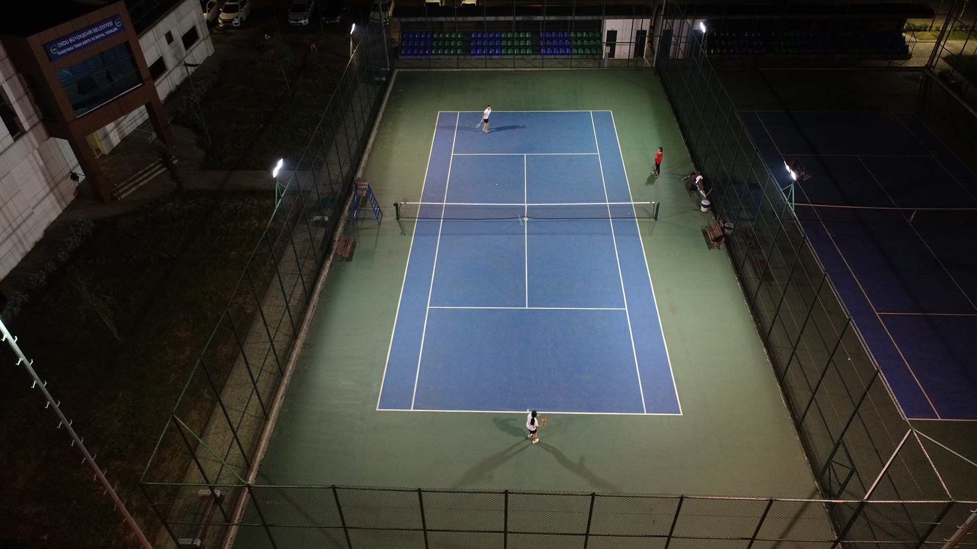 14 YAŞ TENİS TURNUVASI BAŞLIYOR